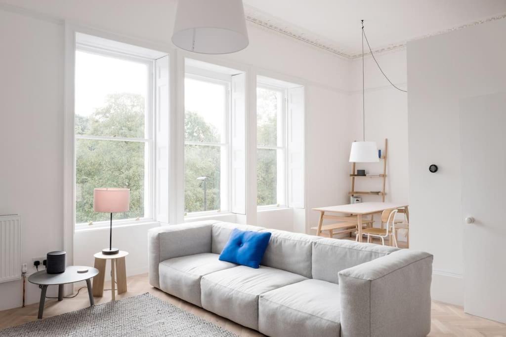 Spacious Georgian Pad - Free Parking - Walk To Bath Apartamento Exterior foto